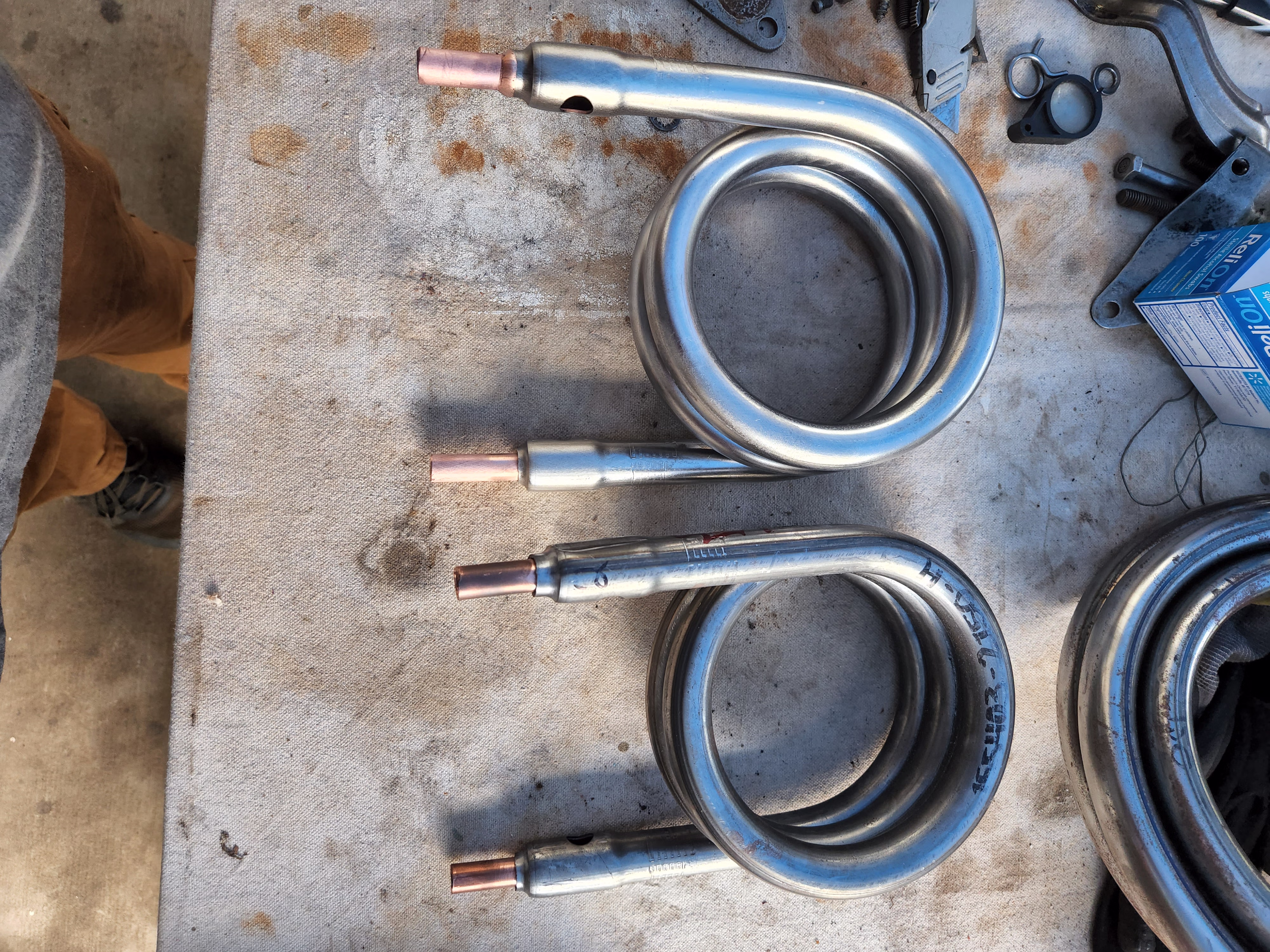 Laser cleaning of heating coils - top view.